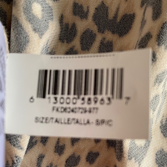 BCBGMAXAZRIA CHEETAH PRINT WRAP DRESS SIZE S - Picture 6 of 8